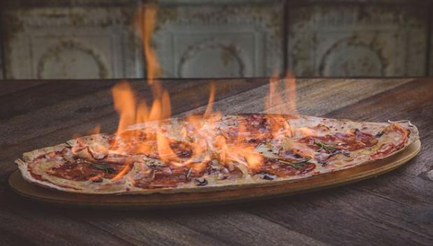 La pizza que originó el incendio en Burro Canaglia