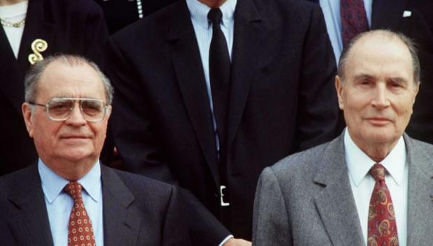 Pierre Bérégovoy y François Mitterrand, abril de 1992