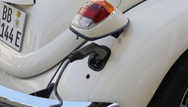 El retrofit elimina el motor de gasolina y lo sustituye por uno eléctrico
