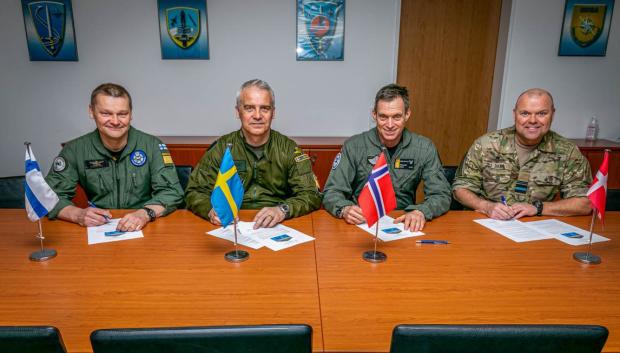Firma de acuerdo de cooperación entre las fuerzas aéreas de Finlandia, Suecia, Dinamarca y Noruega