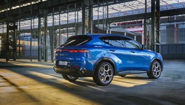 De tamaño compacto, el Alfa Romeo es el primer C-SUV de la compañía italiana