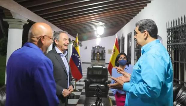 José Luis Rodríguez Zapatero y Nicolás Maduro, en enero en Caracas