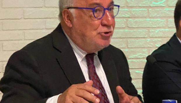 Pere Navarro durante una intervención reciente