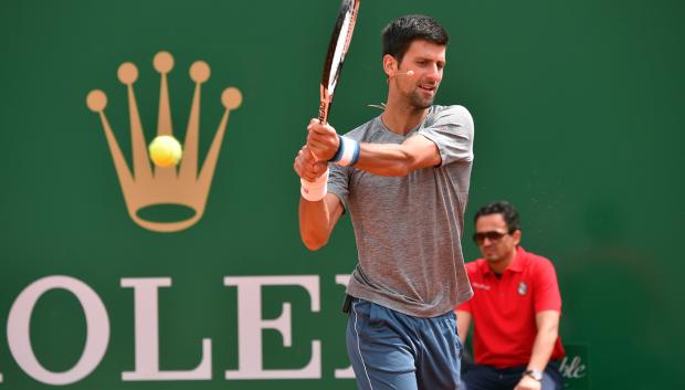 Novak Djokovic, en una exhibición en Montecarlo