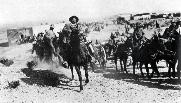 El general Pancho Villa a la entrada de Ojinaga