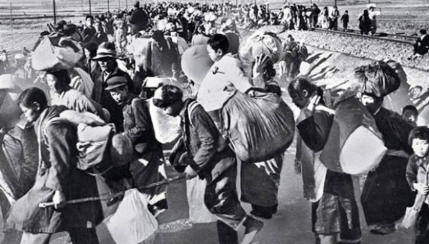 Cientos de miles de surcoreanos huyeron al Sur a mediados de 1950 tras la invasión del ejército norcoreano