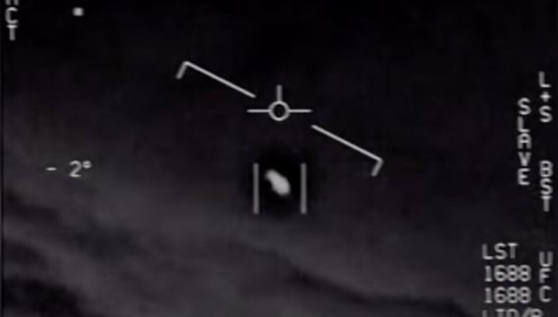 Imagen de un supuesto OVNI con forma de Tic Tac