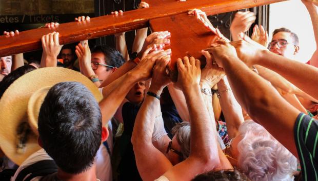 La cruz peregrina a su llegada a Lisboa