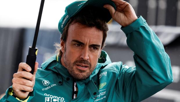 Fernando Alonso ha cargado duramente contra Otmar Szafnauer