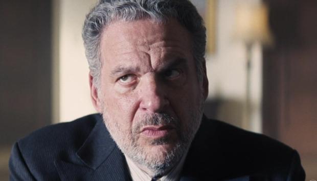 Jeff Garlin como Don Wallach