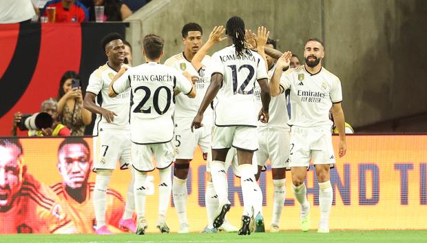 Los jugadores del Real Madrid celebran un gol en pretemporada