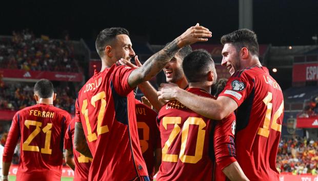 Felicidad en la selección española: otra goleada y más cerca la clasificación a la Eurocopa