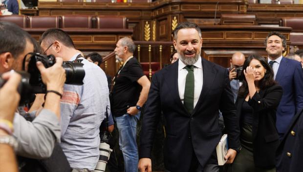 El presidente de Vox, Santiago Abascal, durante la primera sesión del debate de investidura