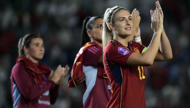 Alexia Putellas lidera al grupo de futbolistas que se encargan del cumplimiento de las exigencias para jugar con España