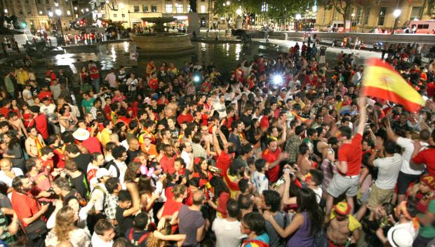 España se echó a la calle para celebrar el triunfo de 2010