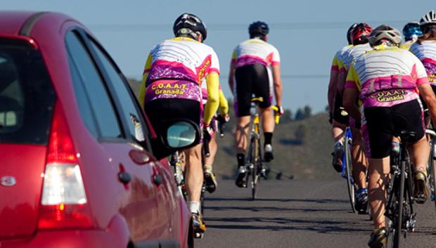 La convivencia entre ciclistas y conductores es cada día más complicada