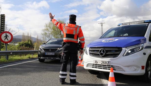 La Ertzaintza controla las carreteras vascas