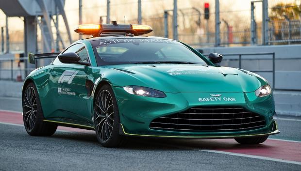 Último modelo del Safety car de Aston Martin 2023