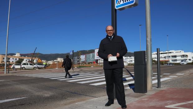 Bernardo Jordano, en el paso de peatones