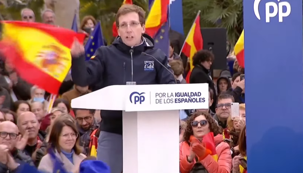Almeida en su discurso