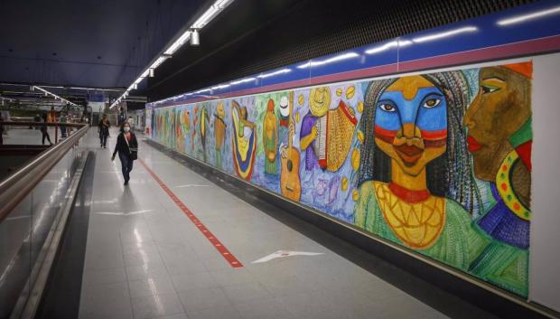 La estación de Metro de Colombia cuenta con dos murales