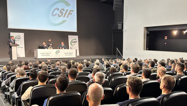 Asistentes a la conferencia ‘El modelo policial en España y su transformación’