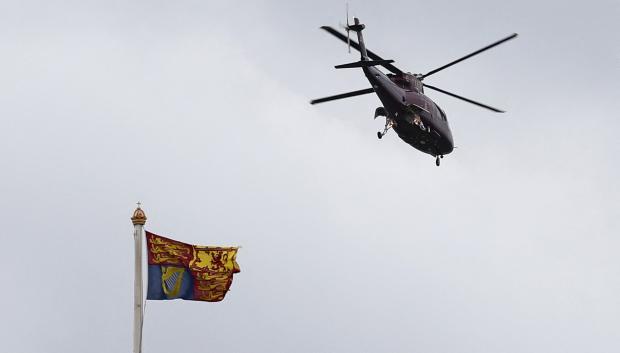 El helicóptero de Carlos III se dirige a Sandringham