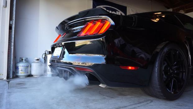 Ford Mustang GT, un cold start de libro