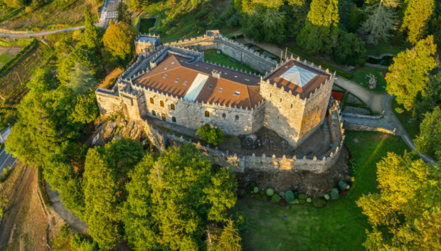 Vista aérea del castillo medieval de Sotomaior
