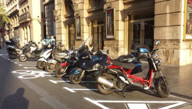 La decisión obligará a la creación de más aparcamientos de motos