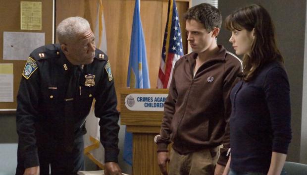 Morgan Freeman interpreta al ambiguo capitán de policía Jack Doyle