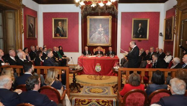 Vista general del discurso de ingreso de Amador Enseñat y Berea en la Real Academia de Ciencias Morales y Políticas
