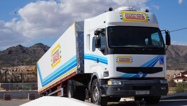 El examen de camión en España es complicado y exigente