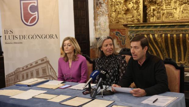 Ana Verdú, Isabel Albás y Fernando Merlo