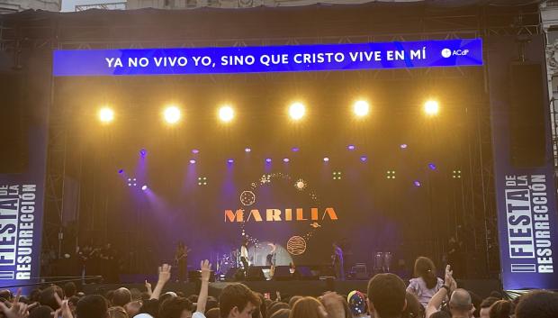 Marilia sube al escenario