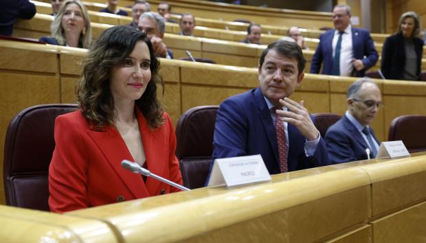 La presidenta de la Comunidad de Madrid, Isabel Díaz Ayuso, junto al presidente de Castilla y León, Alfonso Fernández Mañueco