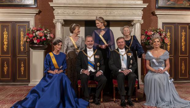 Spanish King Felipe VI, Spanish Queen Letizia, King Willem-Alexander, Queen Maxima and Princess Amalia of The Netherlands and Queen Beatrix of the Netherlands attending official dinner ceremony for Spanish King on the ocassion of their official visit to Netherland in Amsterdam on Wednesday, 17 April 2024.