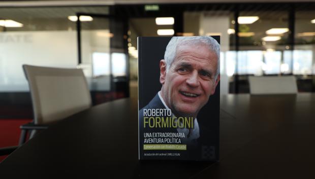 'Una extraordinaria aventura política', último libro de Roberto Formigoni