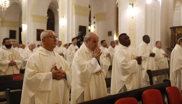 Sacerdotes asistentes a la fiesta de San Juan de Ávila