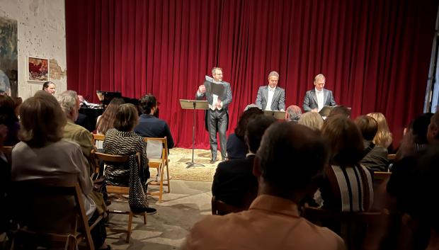 Rubén Amoretti, Nicola Ulivieri y Simón Orfila durante una interpretación