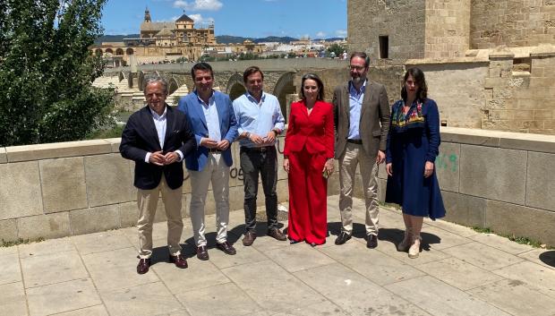 Salvador Fuentes, José María Bellido, Antonio Repullo, Cuca Gamarra, Adolfo Molina y Araceli Cabello