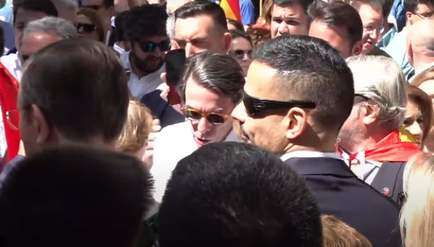 Aznar, a su llegada a la manifestación del PP