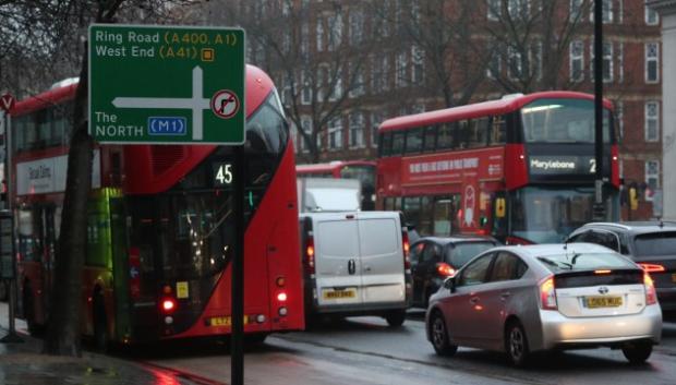 Las embajadas en UK no quieren pagar