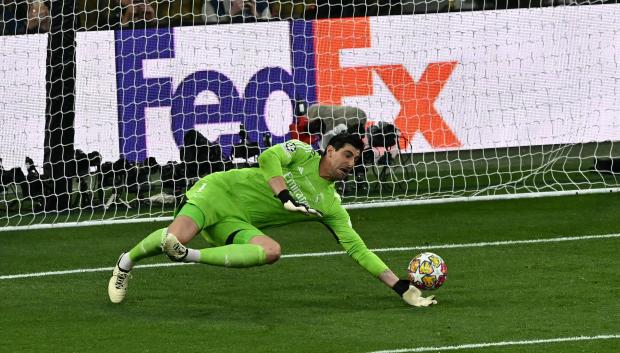 Thibaut Courtois hace una parada espectacular en la final de Champions