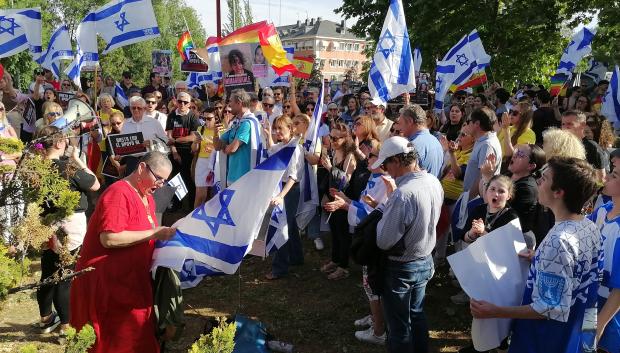 Manifestaciones por los rehenes y contra el antisemitismo frente a la Moncloa, el pasado mes de mayo