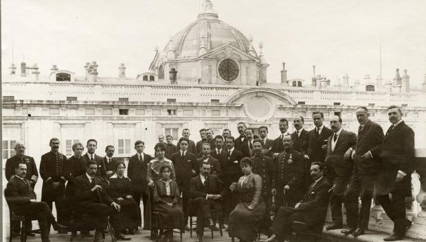 Personal de la Oficina en el Palacio Real. 1917