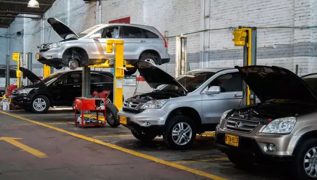 Los coches de combustible requieren mucho más mantenimiento que los eléctricos