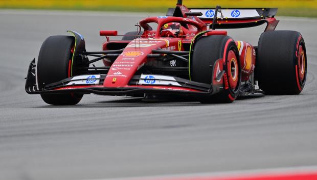 Carlos Sainz en plena vuelta en el GP de España de F1
