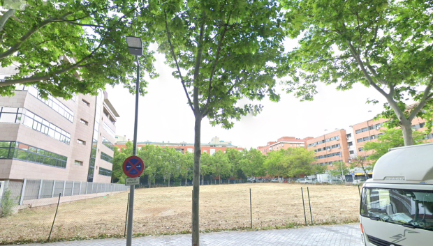 Solar junto a la Asamblea de Madrid