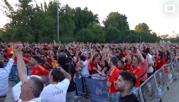 Así se han vivido los goles del España-Francia desde la pantalla gigante de Madrid